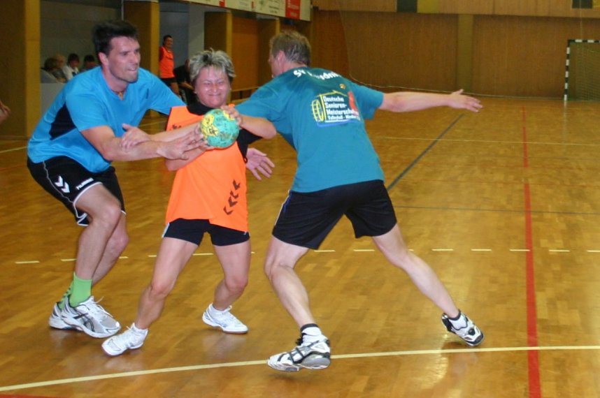 Handball vs. Volleyball