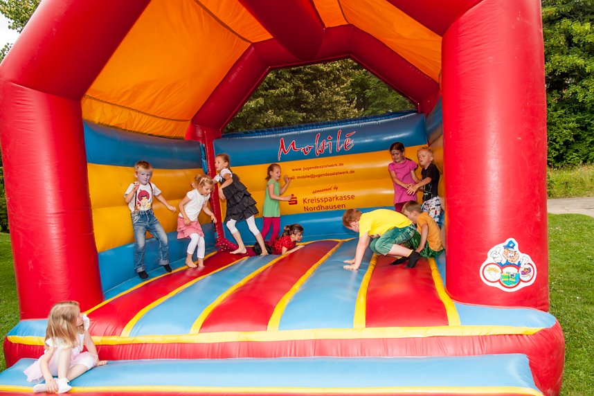 Tolles Programm der "Kleinen Strolche"