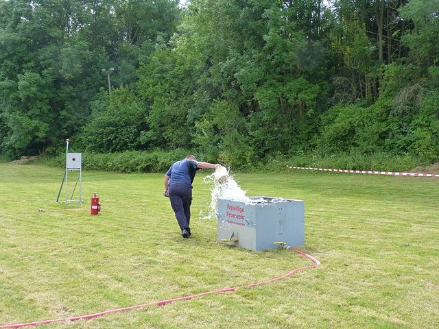 Nachwuchsfeuerwehren im Wettkampf