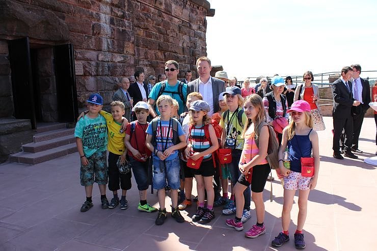 Kyffh&auml;userdenkmal &uuml;bergeben