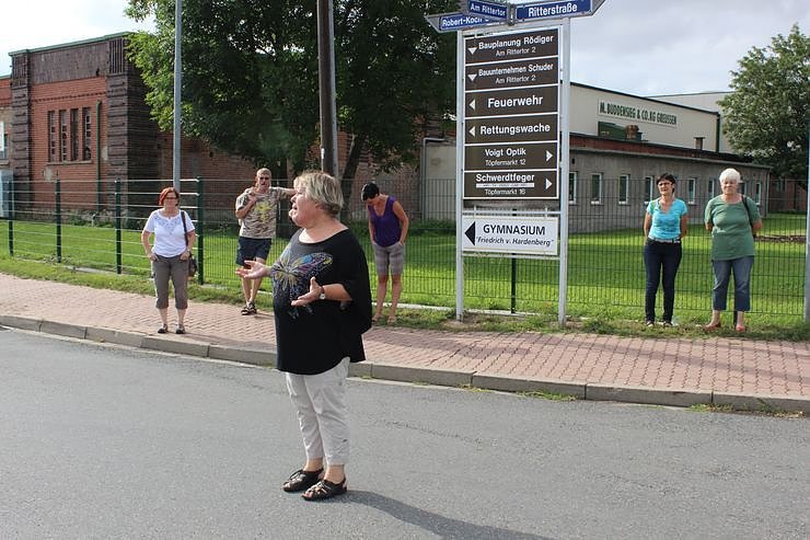 Demo &uuml;ber Bundesstra&szlig;e 4 in Greu&szlig;en gezogen