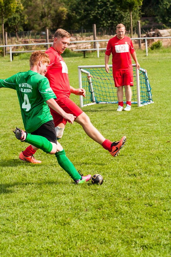 Bar-Fu&szlig;-Cup in Krimderode