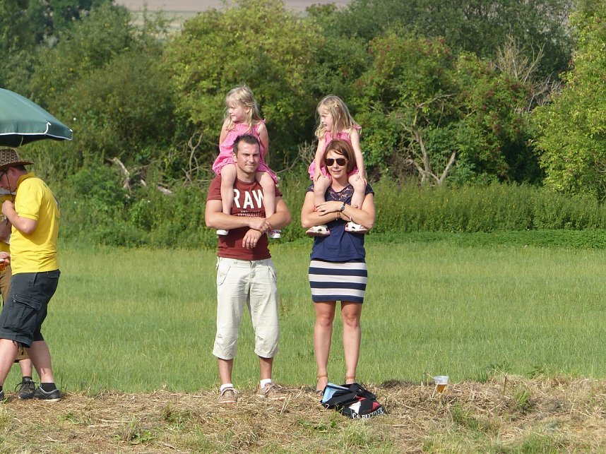 Tauziehen an der Helme