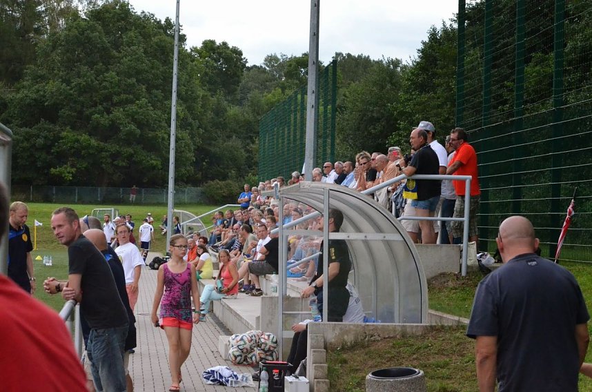 2:0-Sieg zum Einstand gegen Eisenberg