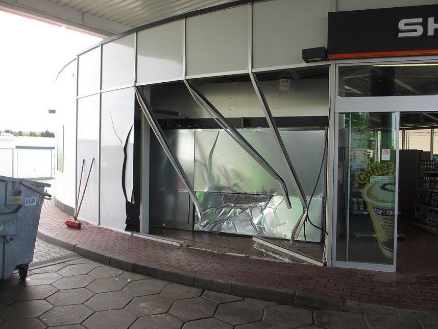 Tankstelle verw&uuml;stet