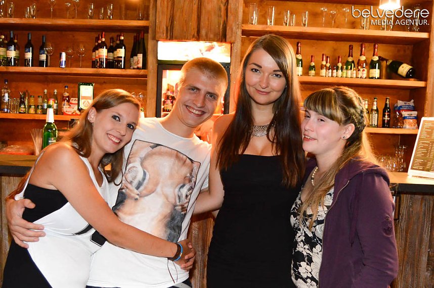 Party im Jugenclubhaus