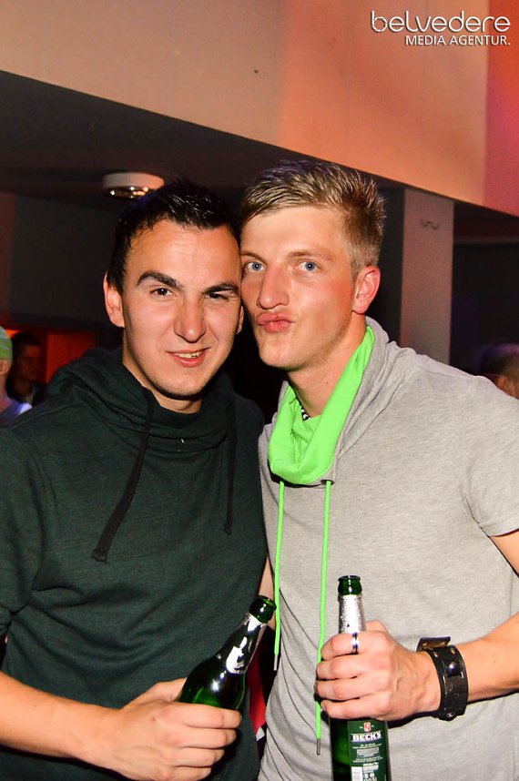 Party im Jugenclubhaus