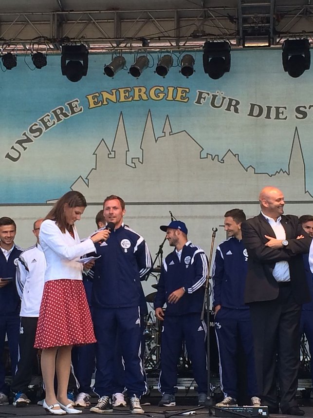 Wackers Erste auf der B&uuml;hne