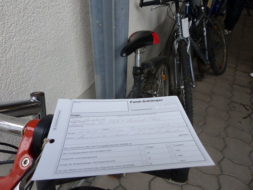 Fahrr&auml;der versteigert