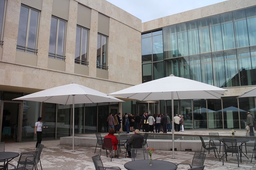 B&uuml;rgerhaus er&ouml;ffnet