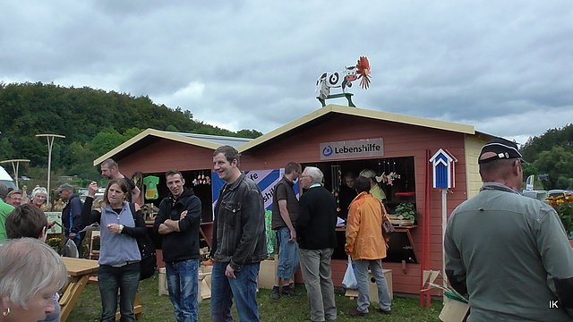 Erster Tag Bauernmarkt in Kallmerode