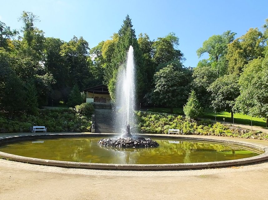 Schloss und Garten Ballenstedt