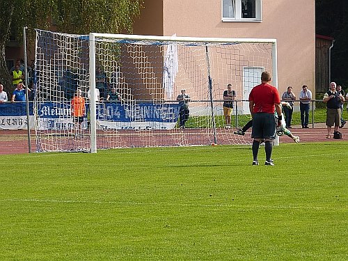 Wacker gewinnt in Meiningen 9:0