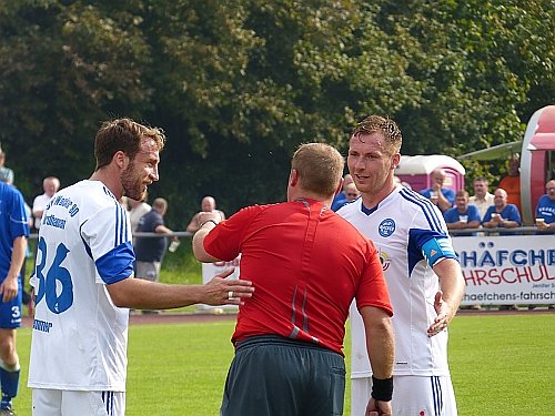 Wacker gewinnt in Meiningen 9:0