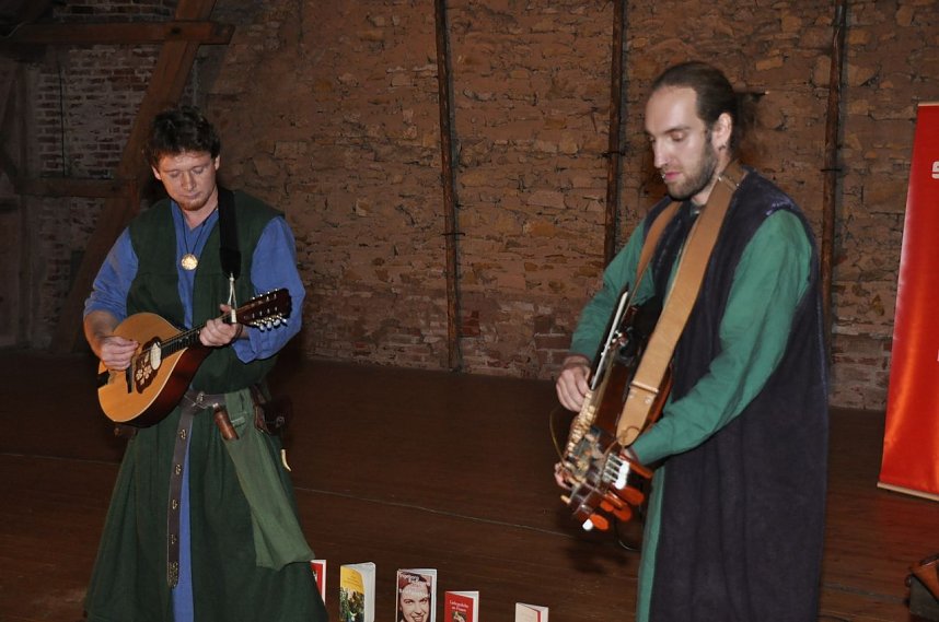 Auftakt in der Burg Lohra