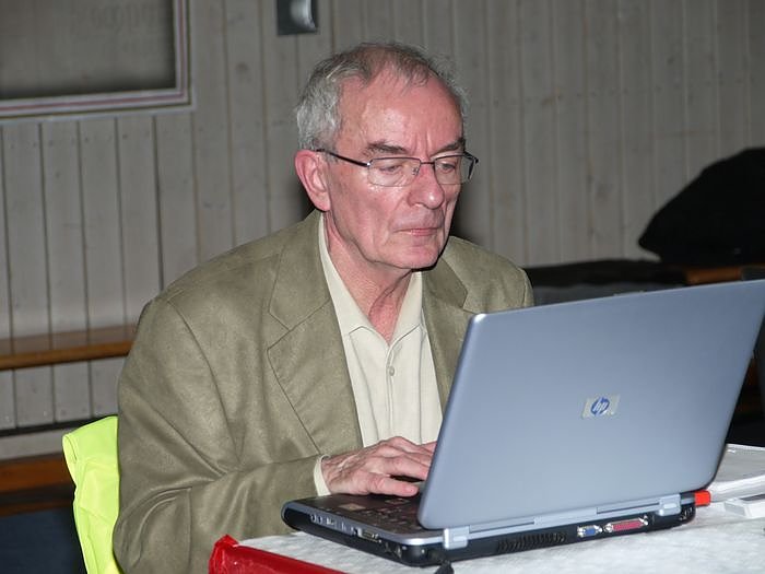 Die M&auml;nner beim Indoor