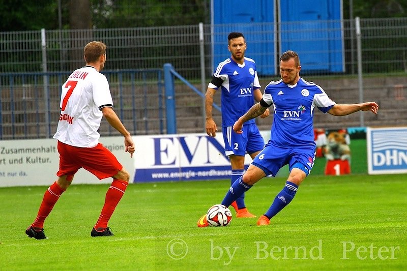 Wacker gegen Berliner AK