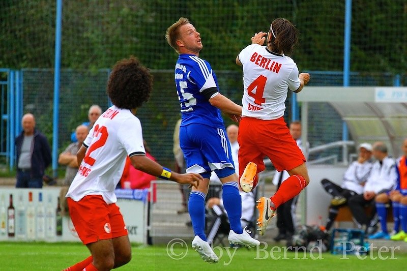 Wacker gegen Berliner AK