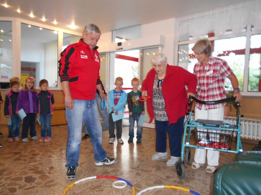 Sportfest im Pflegeheim