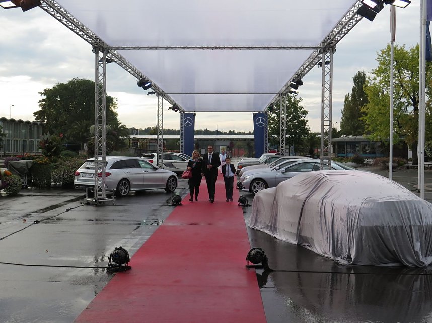 Premiere des S-Coup&eacute;