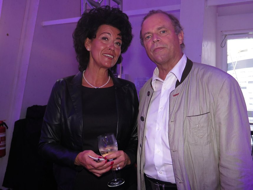 Premiere des S-Coup&eacute;