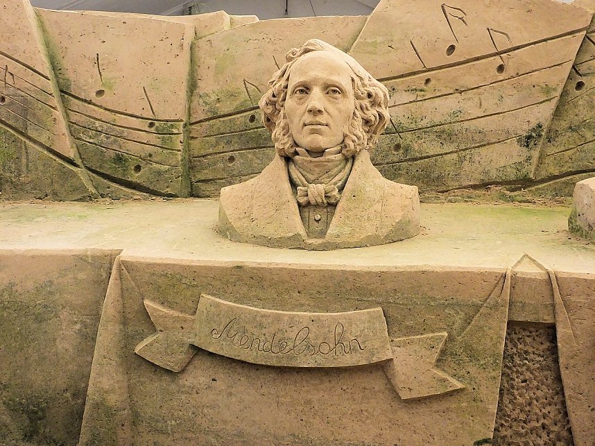 Alles aus Sand und Wasser