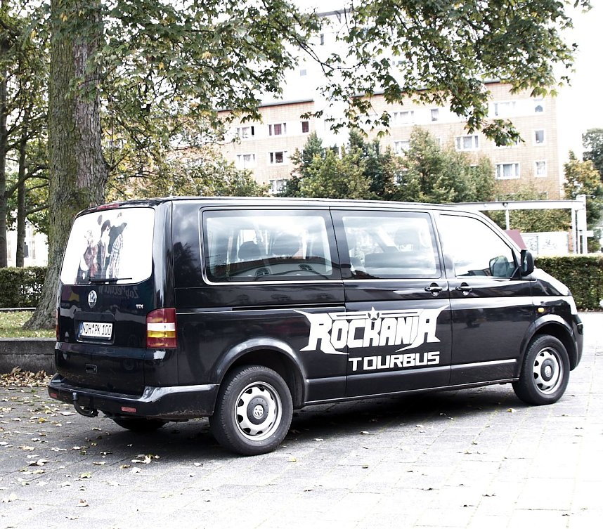 Musik und Artistik auf dem Theaterplatz