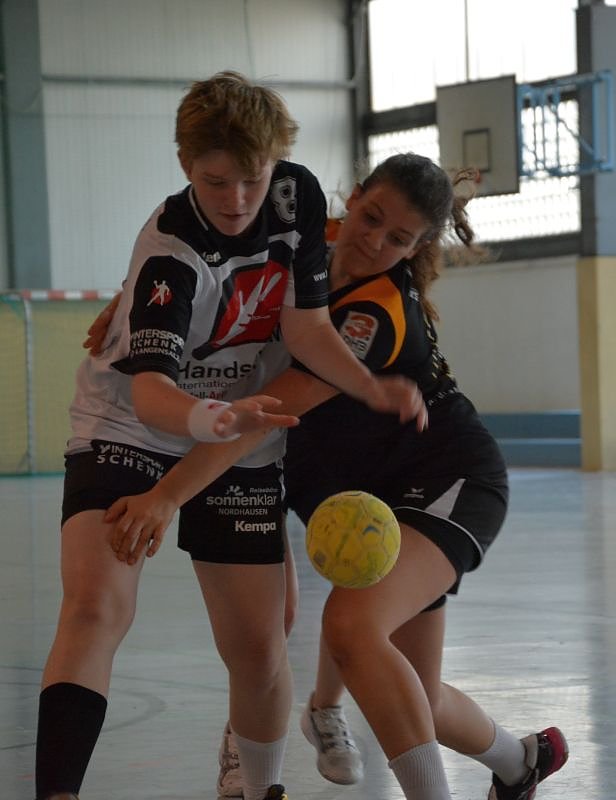 Dem Gegner klar &uuml;berlegen: Die C-Jugend der Nordh&auml;user Handballerinnen