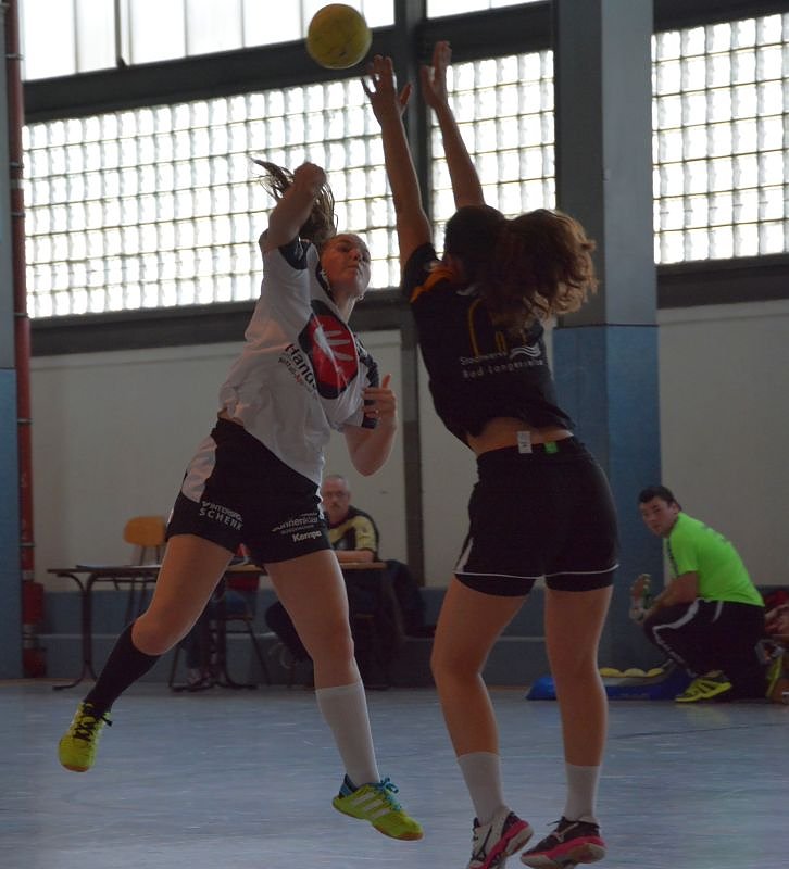 Dem Gegner klar &uuml;berlegen: Die C-Jugend der Nordh&auml;user Handballerinnen