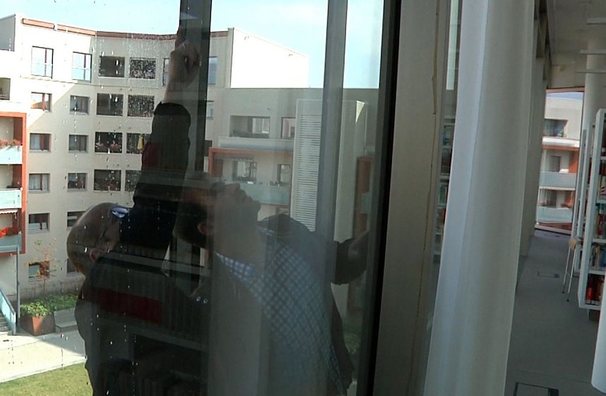 30.000 Liter Wasser wurden auf das Dach der neuen Bibliothek gepumpt