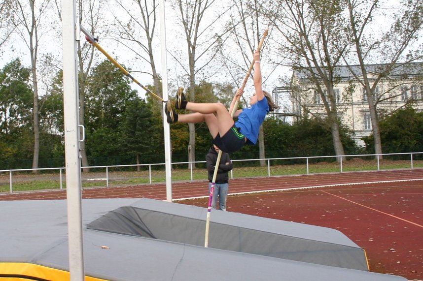 Herbstspringen auf dem Hohekreuz-Sportplatz