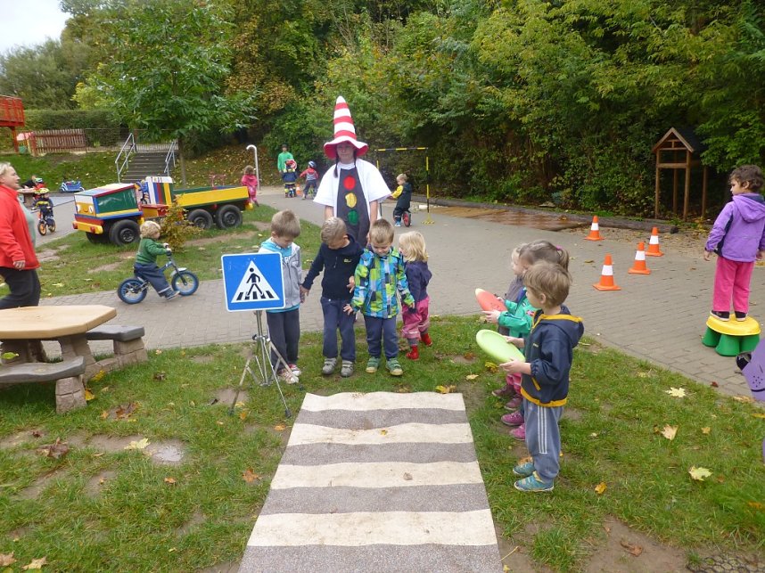 Kinder im Stra&szlig;enverkehr