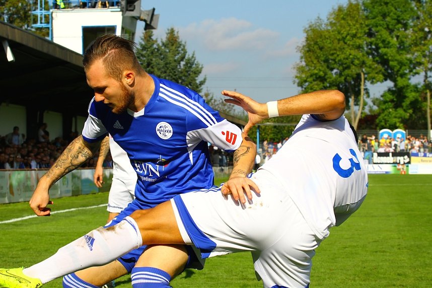 Wacker gegen Carl Zeiss - Fu&szlig;ballfest im AKS
