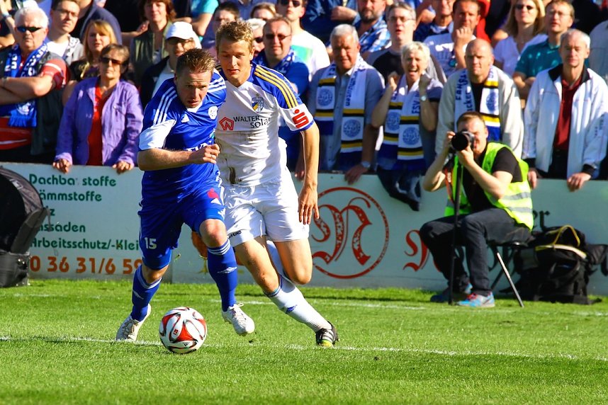 Wacker gegen Carl Zeiss - Fu&szlig;ballfest im AKS