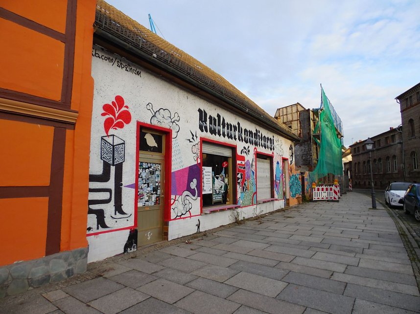 Kontraste in der Altstadt