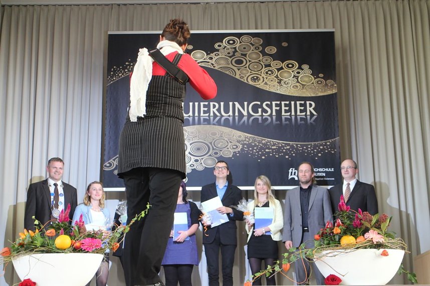 Bleiben sie sch&ouml;n akademisch