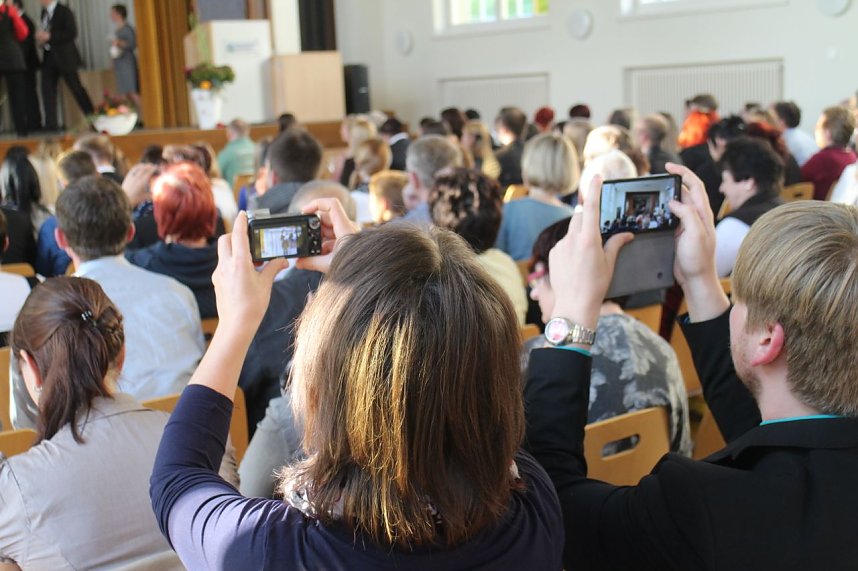 Bleiben sie sch&ouml;n akademisch