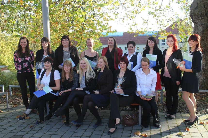 Bleiben sie sch&ouml;n akademisch