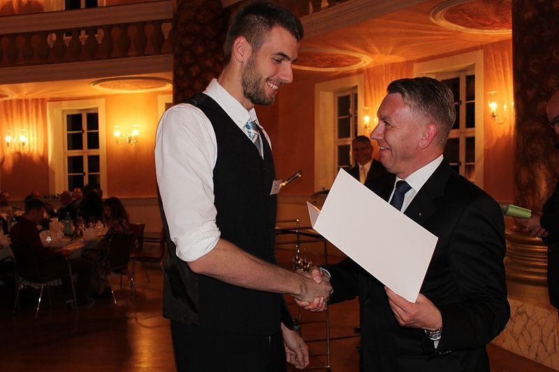 WAGO- Stiftung ehrt die 13 besten Auszubildenden