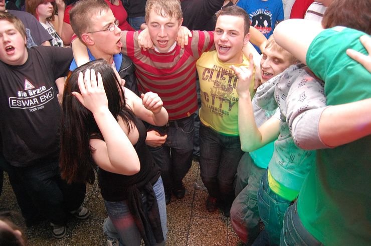 1 Euro Party Bischofferode. NNZ-City Scout on Tour