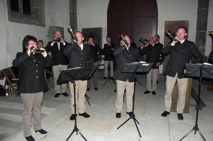 Jagdhornbl&auml;ser gaben Proben ihres K&ouml;nnens.