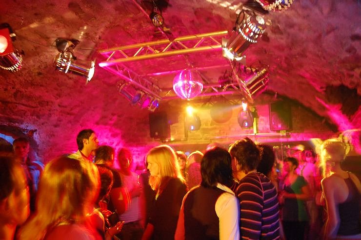 House Party im Grease am Grimmel. nnz-City Scout on Tour