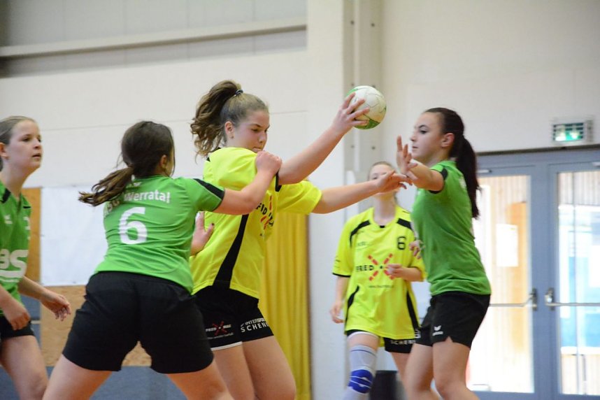 Super Handball-M&auml;dels