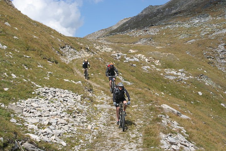 Abfahrt vom Flatschjoch (2395m)