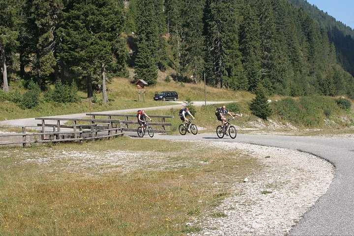 Auffahrt zum L&uuml;sener Joch (2008m)