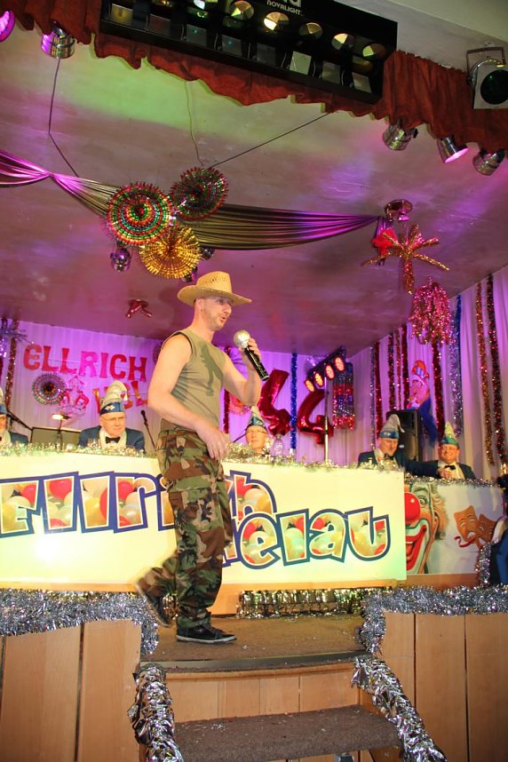 Volles Programm beim Ellricher Karneval