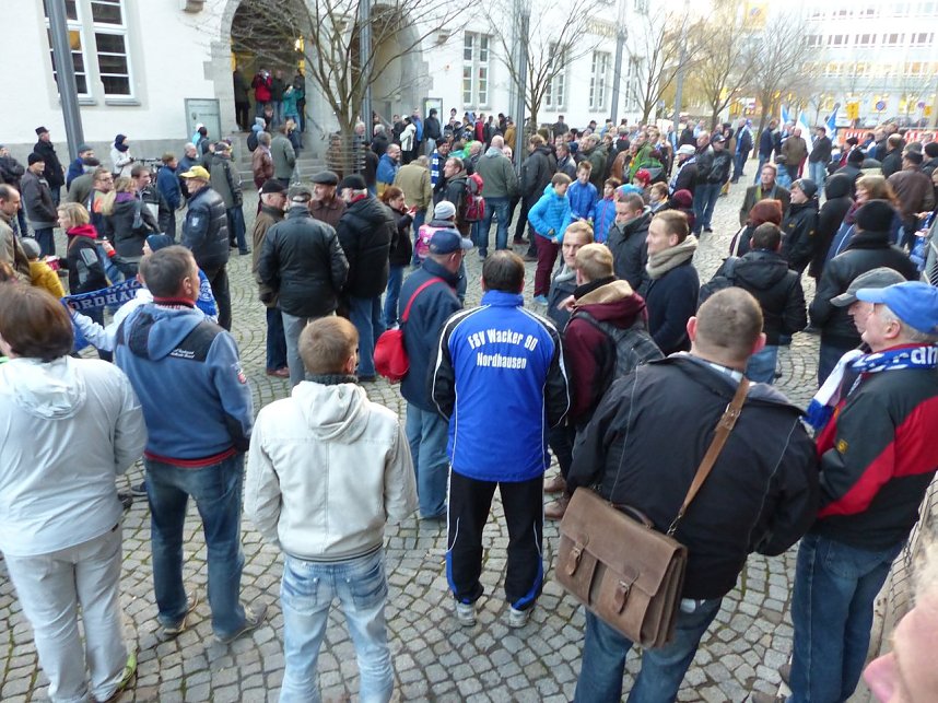Demo f&uuml;r den Albert-Kuntz-Sportpark (AKS)
