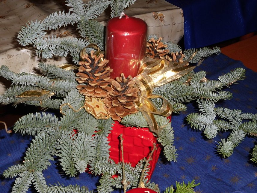 Weihnachtsbasteln mit den "Flinken Nadeln" in Ilfeld