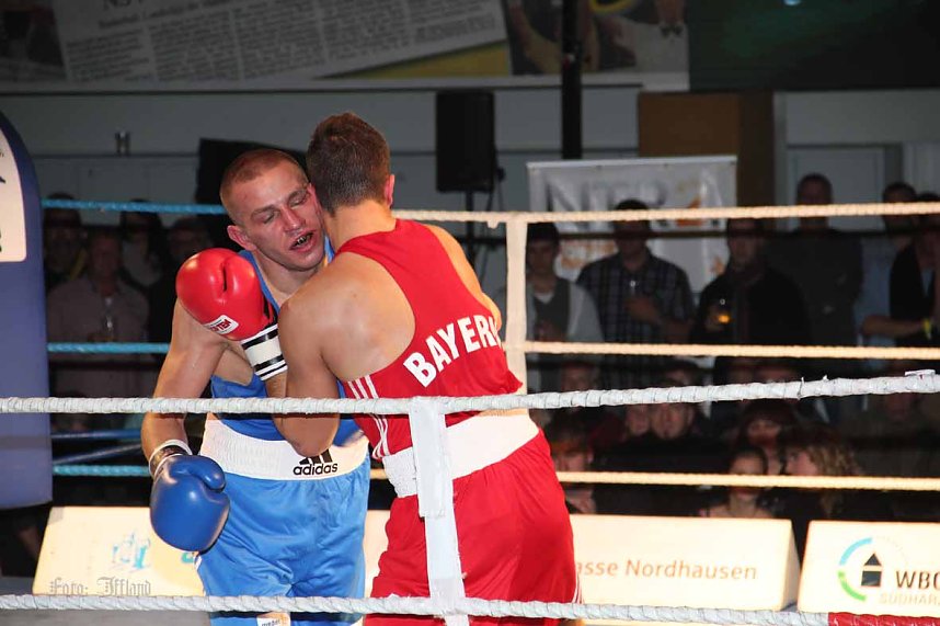Boxnacht mit einem klaren Sie f&uuml;r den Nordh&auml;user Sportverein