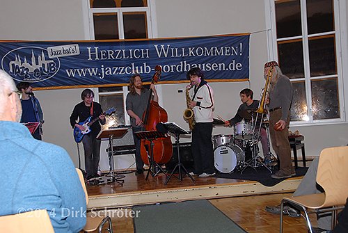 H&Uuml;TTE und CHOR in Nordhausen
